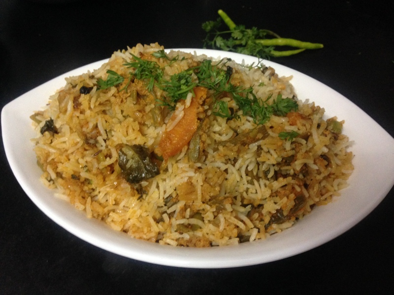 hyderabadi-vegetable-biryani-dum-method