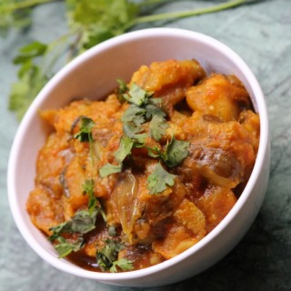 Aloo Baingan Curry Gravy Recipe - Yummy Indian Kitchen