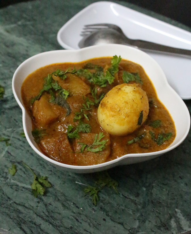 Aloo kurma hot sale