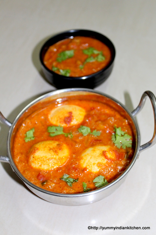 how to make egg kurma