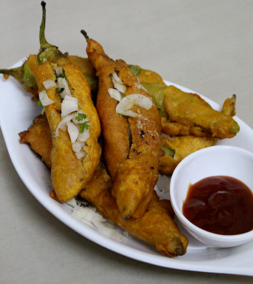 mirchi-bajji-with-andhra-stuffing