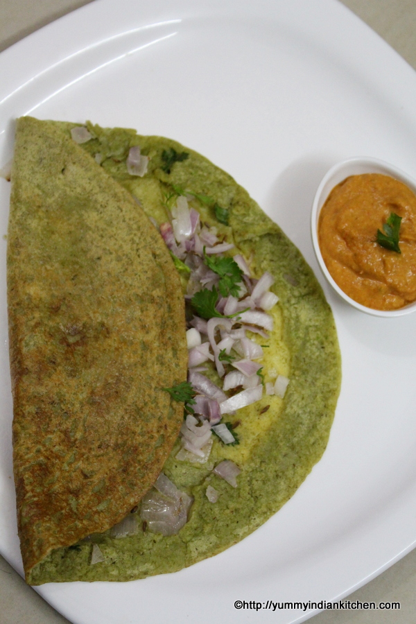 pesarattu recipe andhra style or green gram dosa