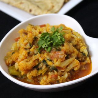 cauliflower-curry-gobi-curry