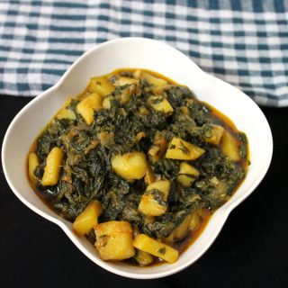 aloo-palak-sabji-aloo-palak-gravy