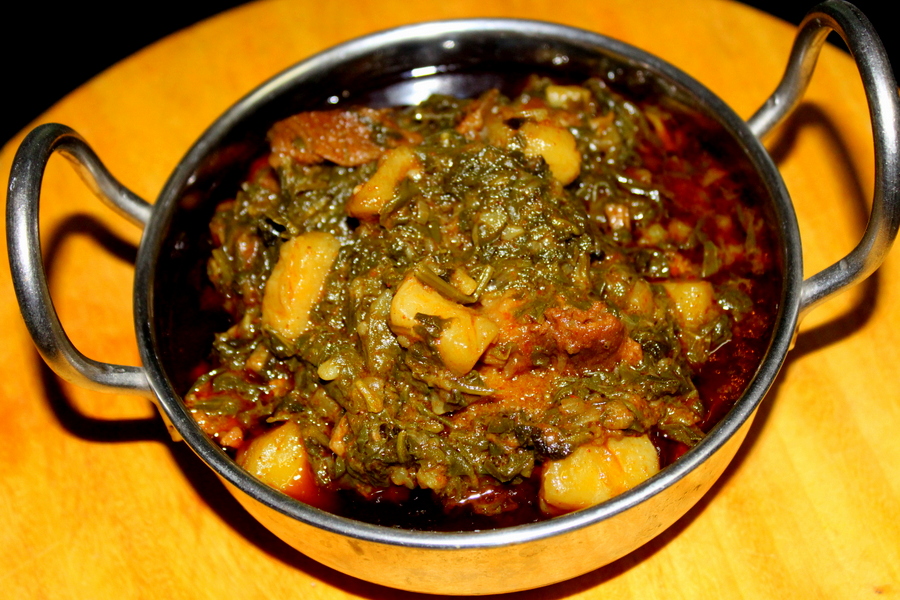 palak gosht