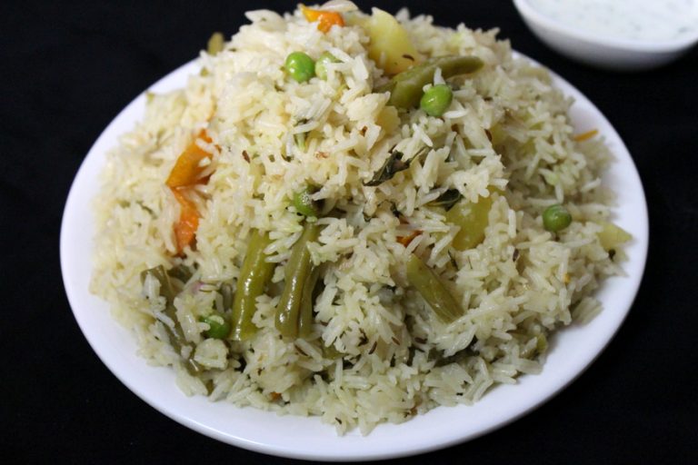 veg pulao recipe, how to make veg pulao - Yummy Indian Kitchen