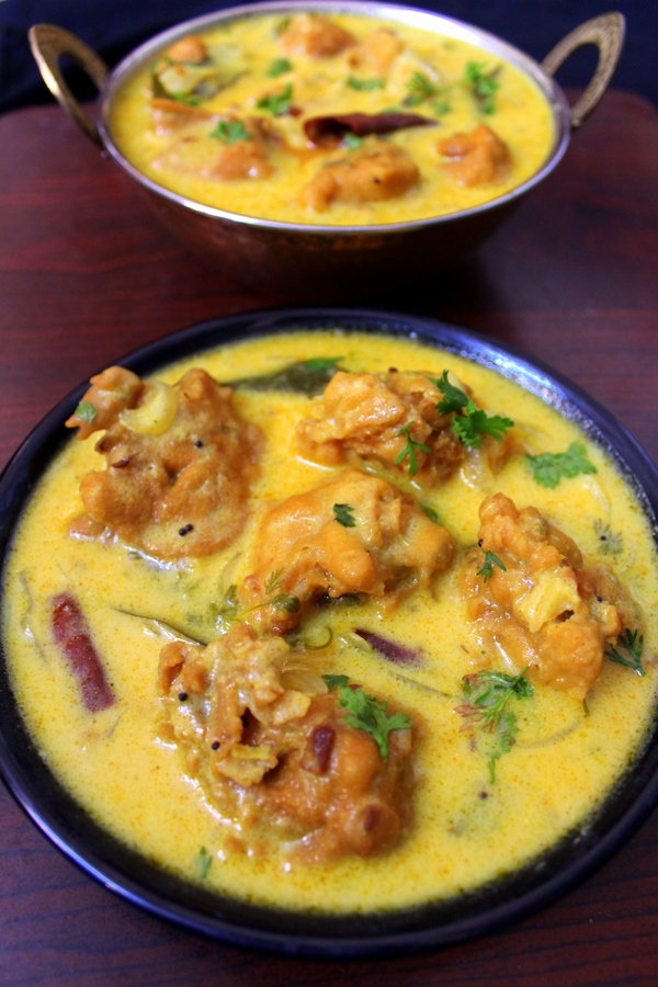 punjabi kadhi recipe or kadhi pakora