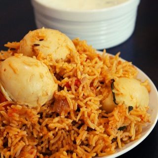 egg pulao or anda pulao