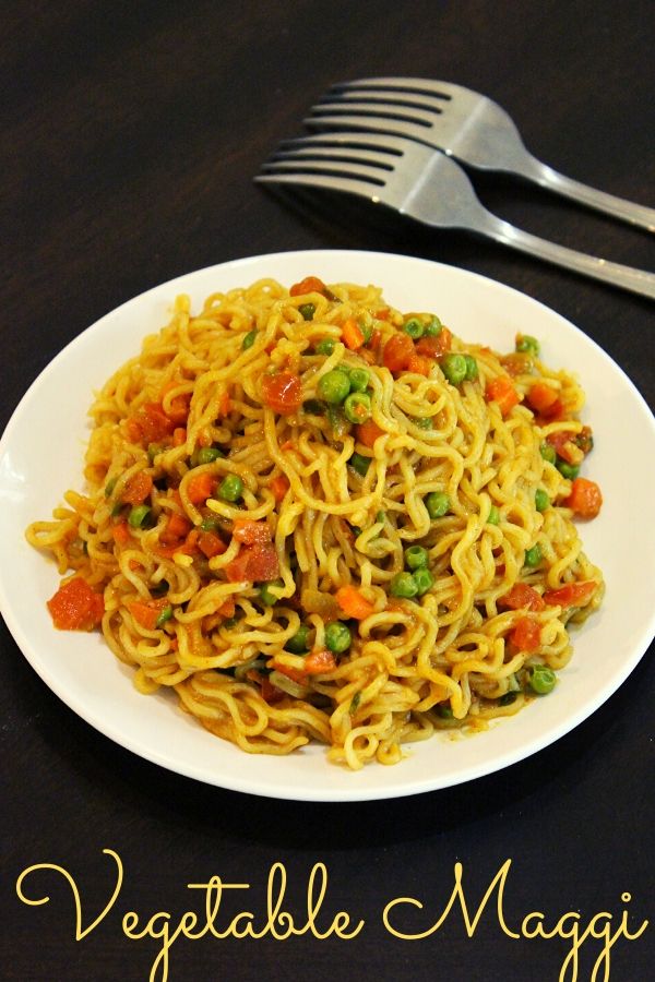 vegetable maggi noodles recipe on a plate