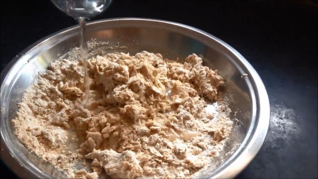  kneading the flour
