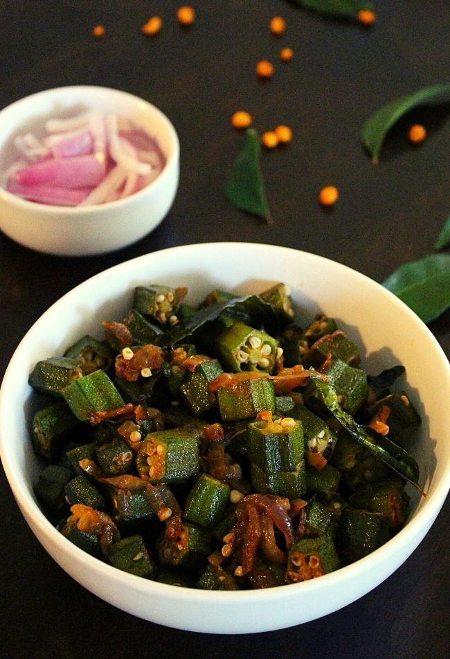 bhindi fry served in a bowl
