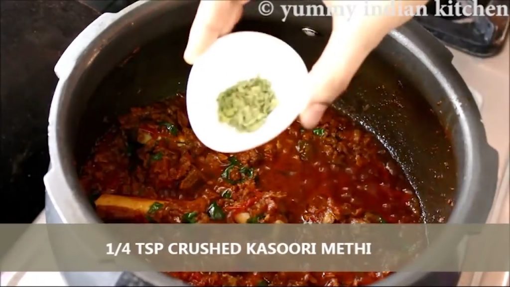 Add fresh coriander leaves, crushed kasoori methi and mix the mutton keema 