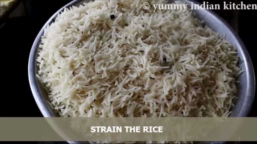 strain the rice to make chicken biryani 