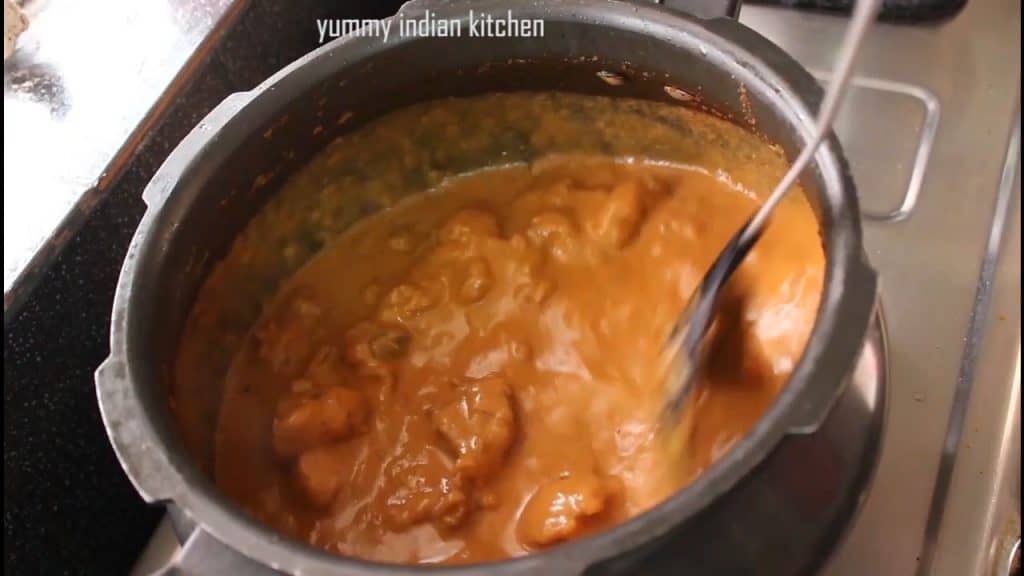 mixing the chicken gravy recipe