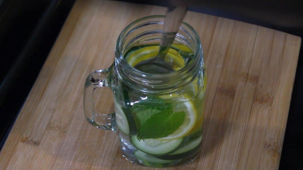 lemon cucumber water detox with mint - Yummy Indian Kitchen