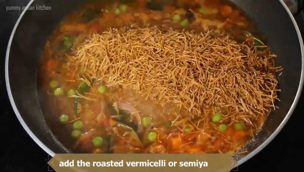 Adding the roasted vermicelli