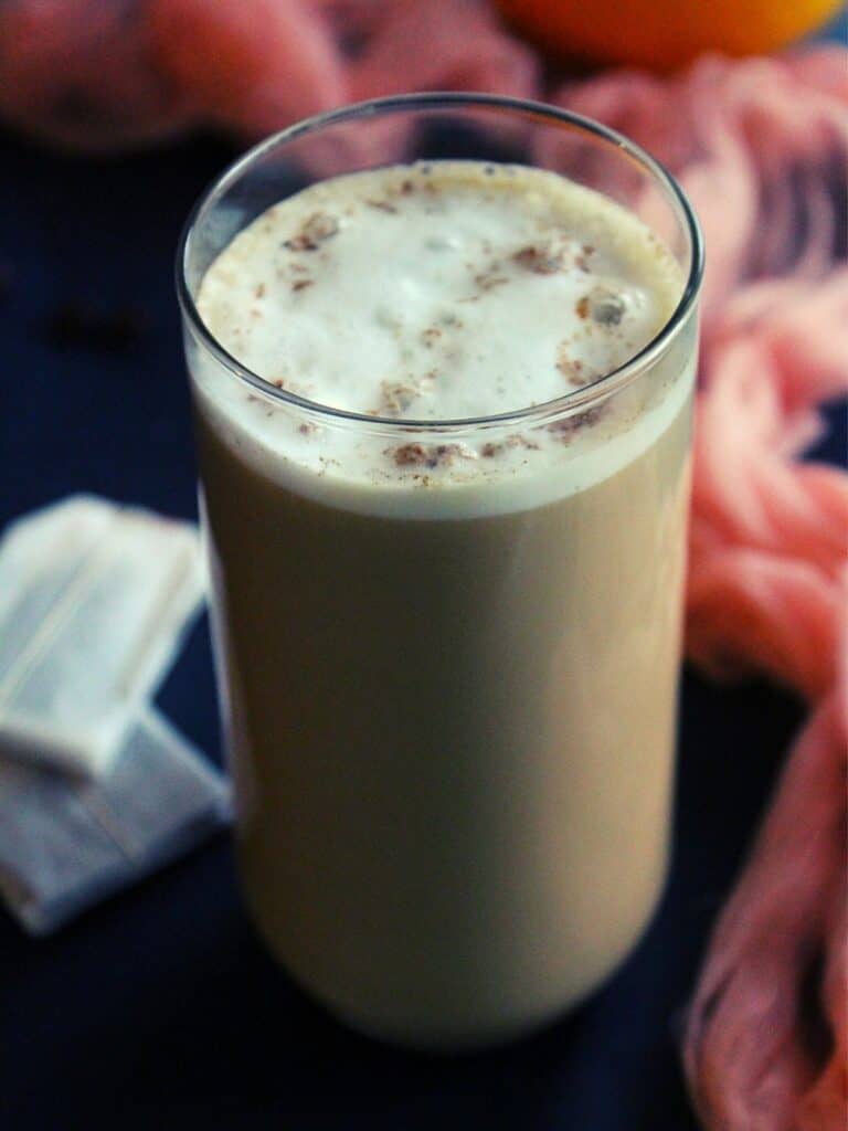 chai tea latte recipe served in a glass