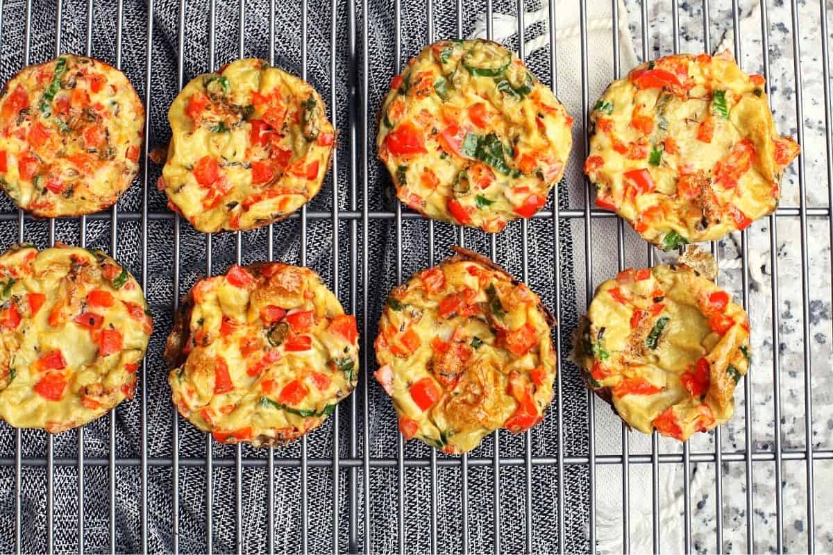 egg muffins baked on a baking rack.